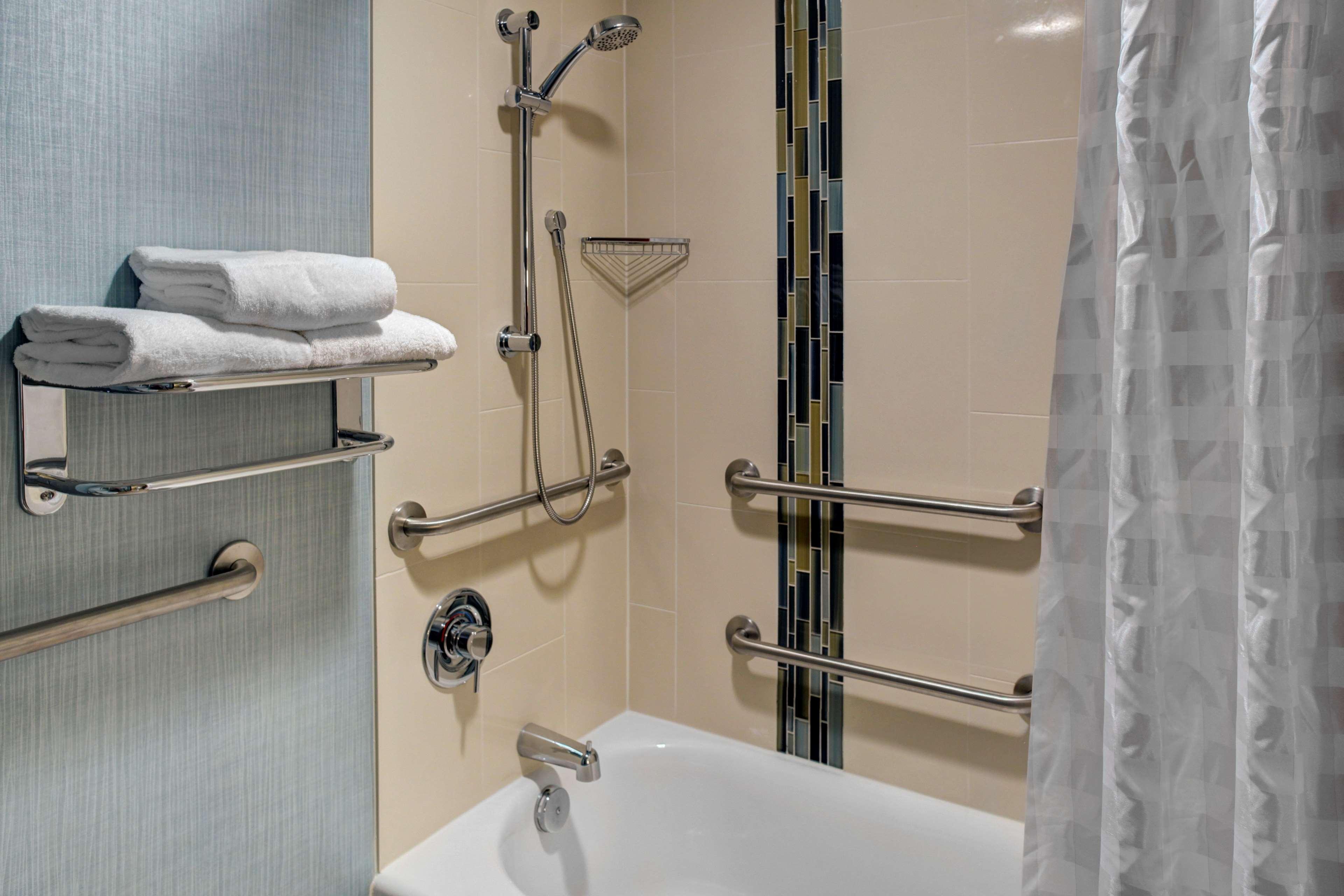 Hyatt Place Albuquerque Airport Extérieur photo