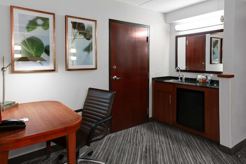 Hyatt Place Albuquerque Airport Extérieur photo